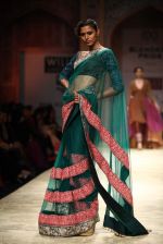 Model walks the ramp for Manish Malhotra at Wills Lifestyle India Fashion Week Autumn Winter 2012 Day 3 on 17th Feb 2012 (20).JPG